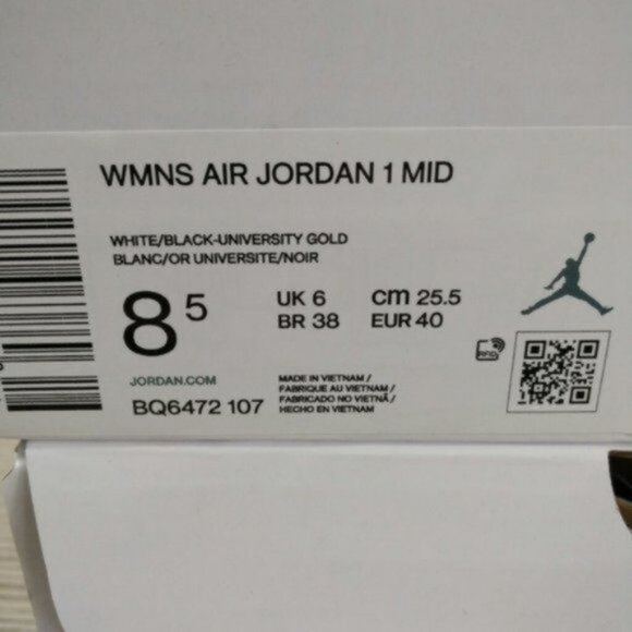 Nike Air Jordan 1 Mid University Gold White Sneakers Shoes - Picture 11 of 15